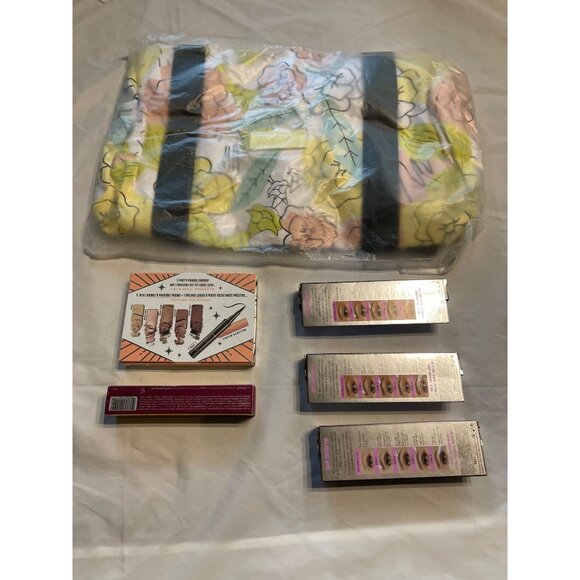 Benefit Makeup Set Mascara Eyeliner Set Duffle Bag Lot 6 New In Box - Picture 2 of 9